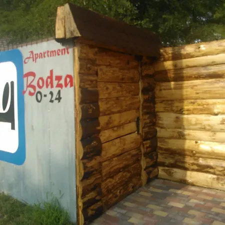 Semesterbostad Bodza